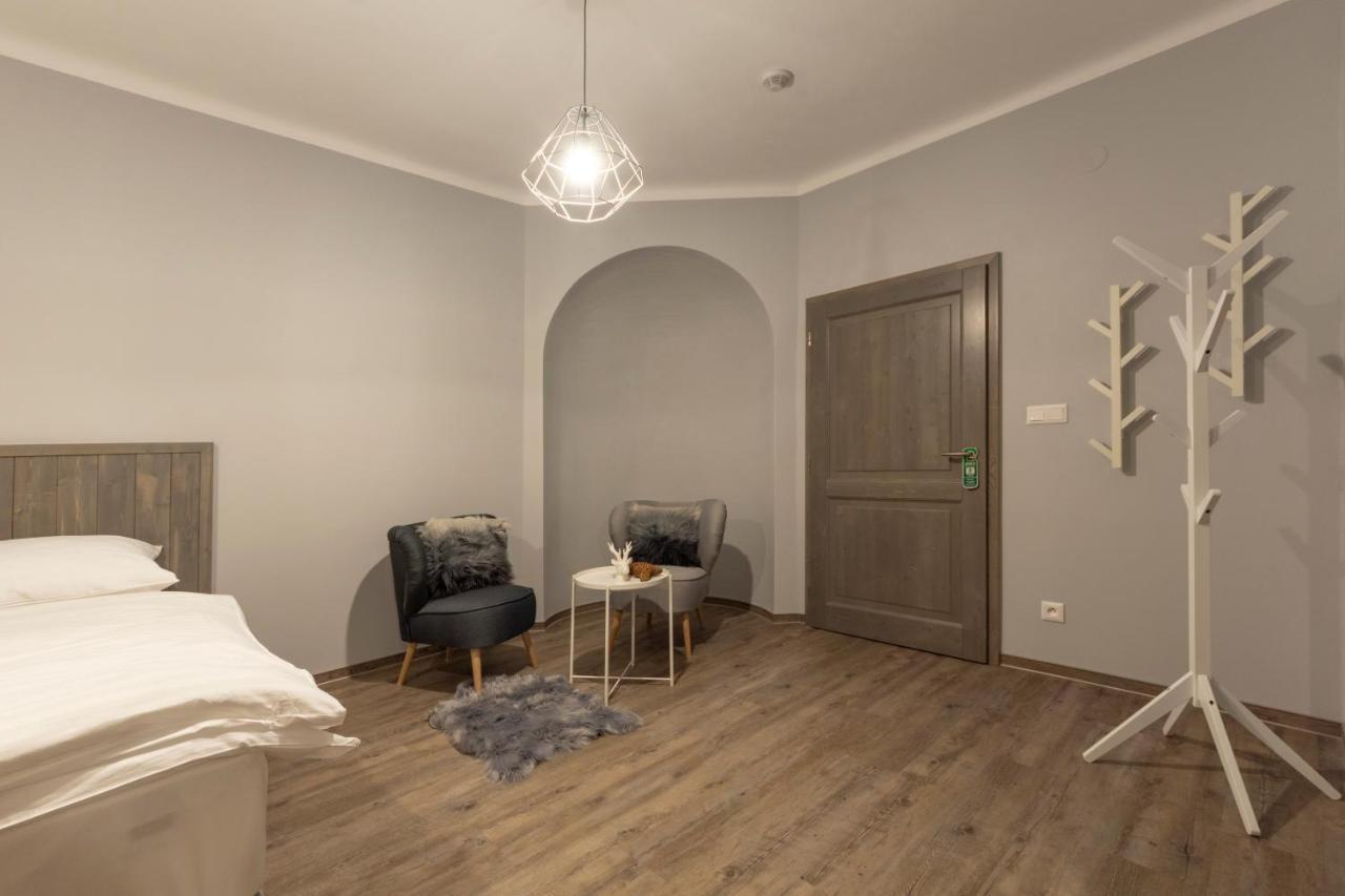 Hotel Pod Kaplickou Mala Moravka Ngoại thất bức ảnh